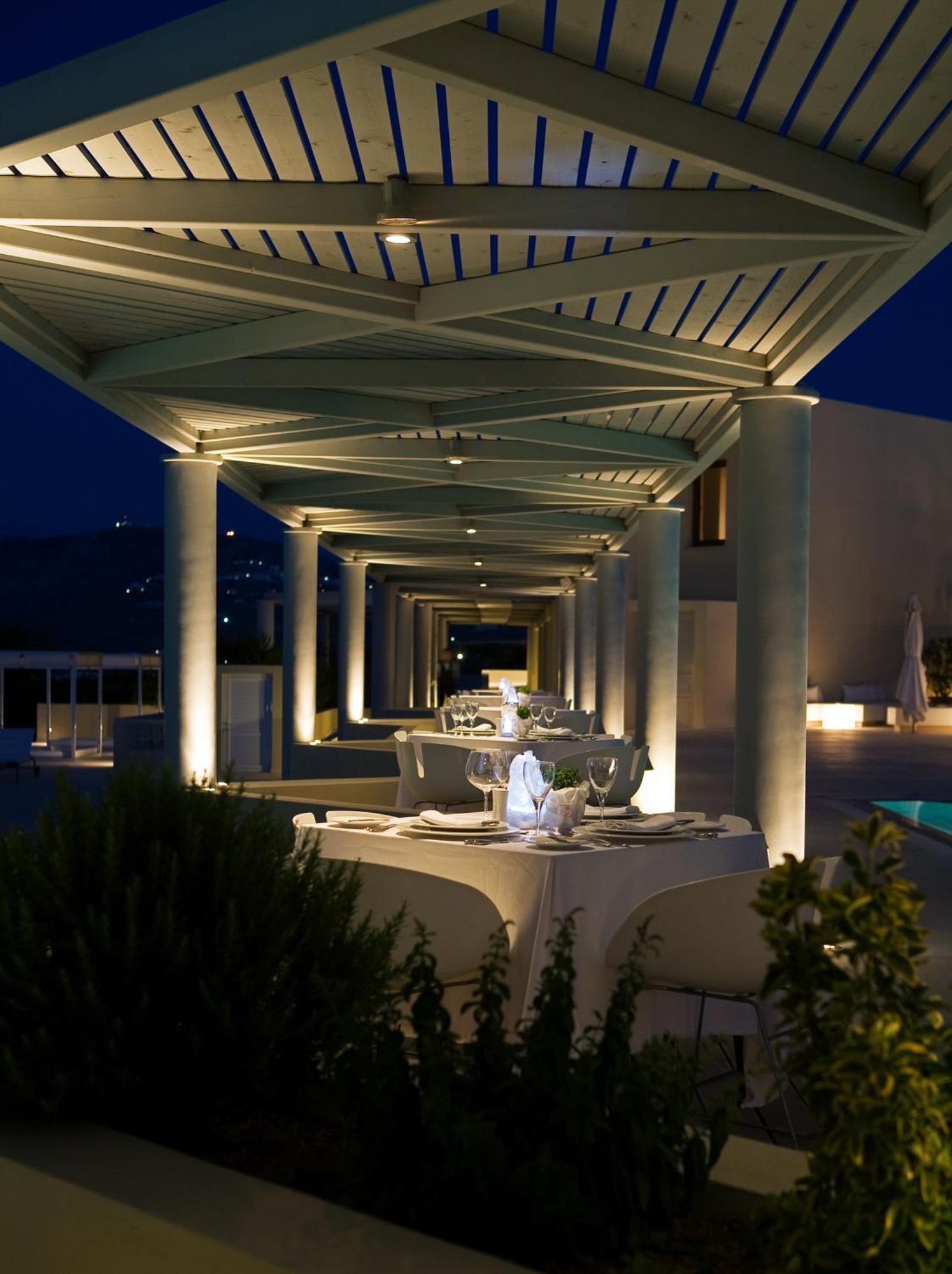 The Majestic Hotel Fira  Restoran fotoğraf