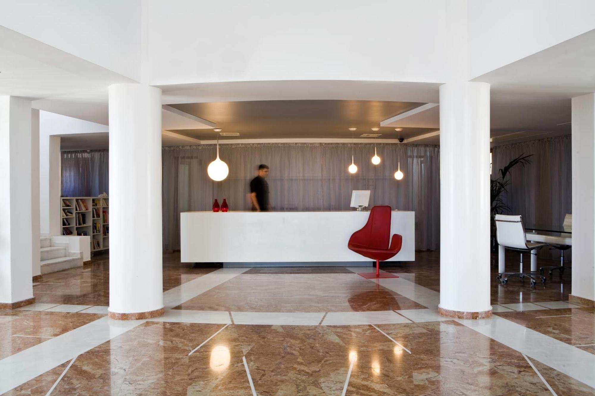 The Majestic Hotel Fira  Dış mekan fotoğraf
